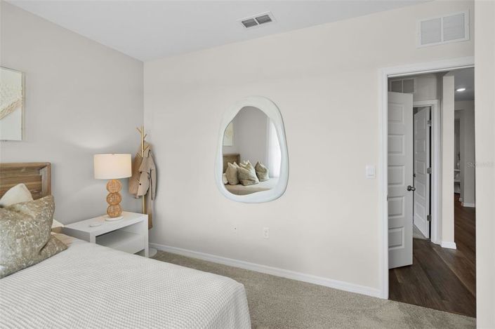 Image No.27-5 Bed Property for sale