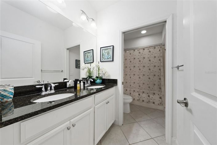 Image No.23-3 Bed Townhouse for sale