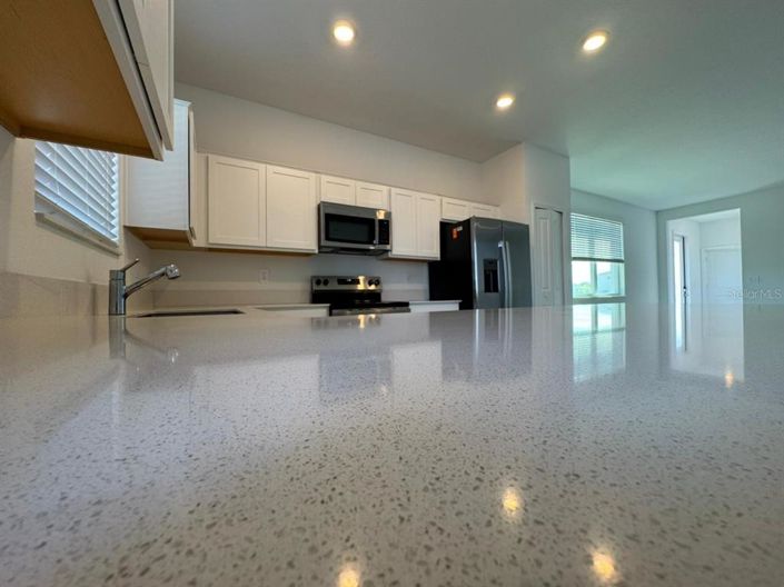 Image No.10-3 Bed Townhouse for sale