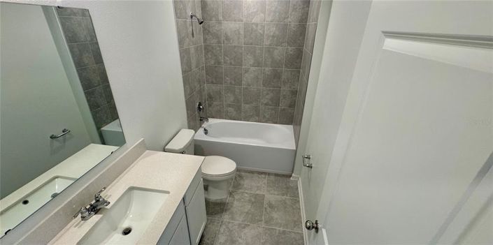 Image No.25-3 Bed Townhouse for sale