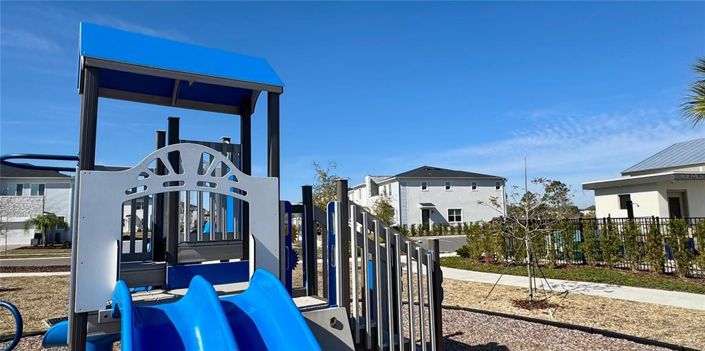 Image No.34-3 Bed Townhouse for sale