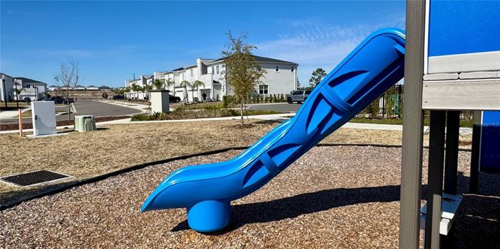 Image No.37-3 Bed Townhouse for sale