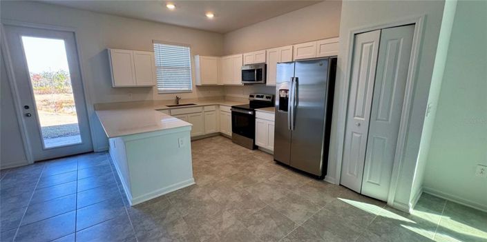 Image No.8-3 Bed Townhouse for sale