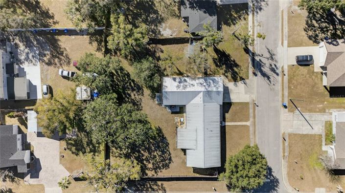 Image No.3-6 Bed Property for sale