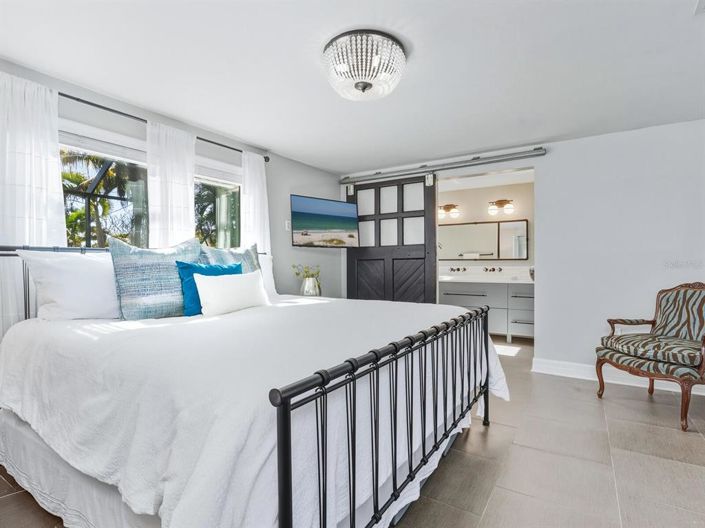 Image No.19-3 Bed Property for sale