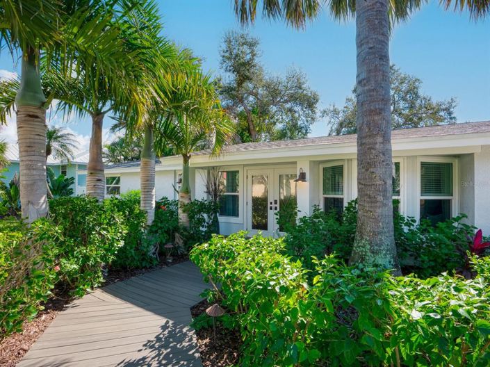 Image No.4-3 Bed Property for sale