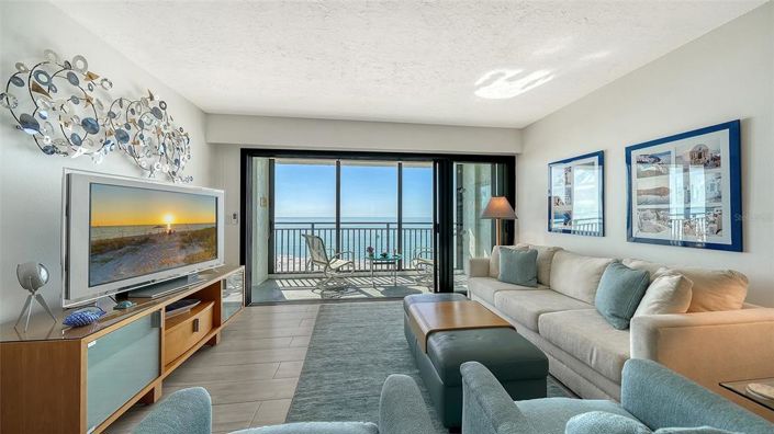 Image No.14-2 Bed Property for sale