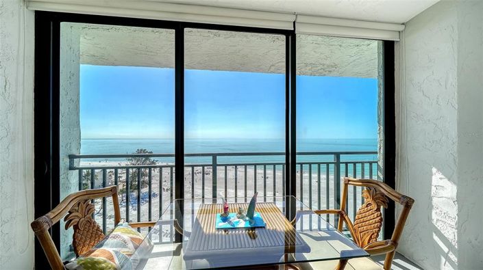 Image No.32-2 Bed Property for sale