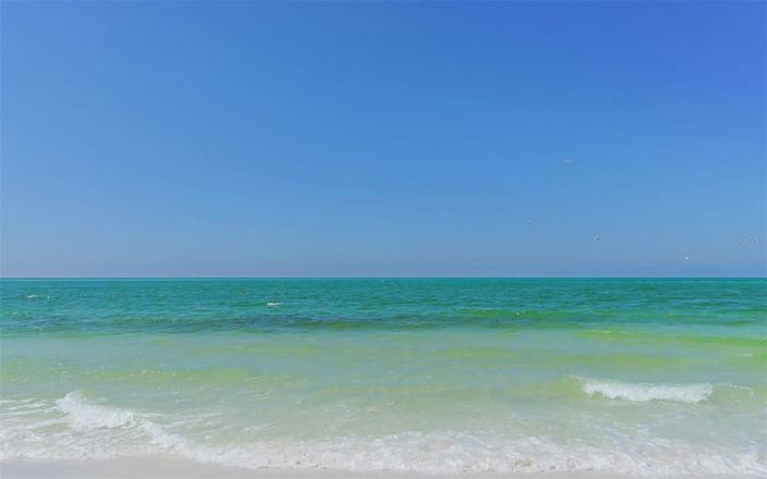 Image No.51-2 Bed Property for sale