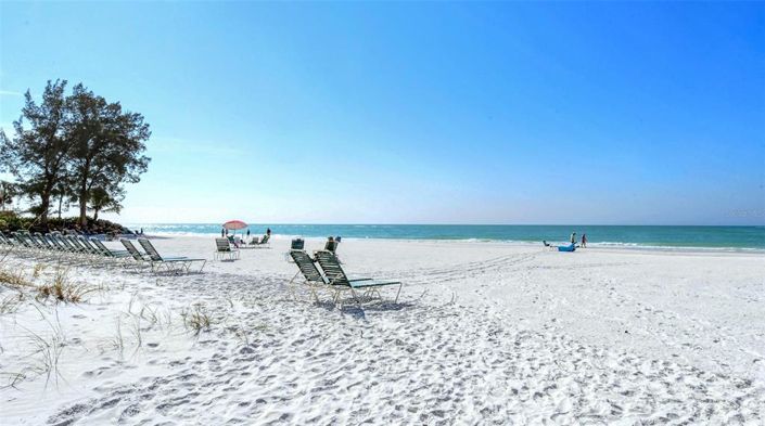 Image No.53-2 Bed Property for sale