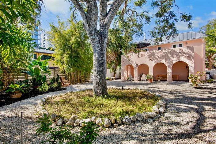 Image No.8-Propriété de 5 chambres à vendre à Sarasota