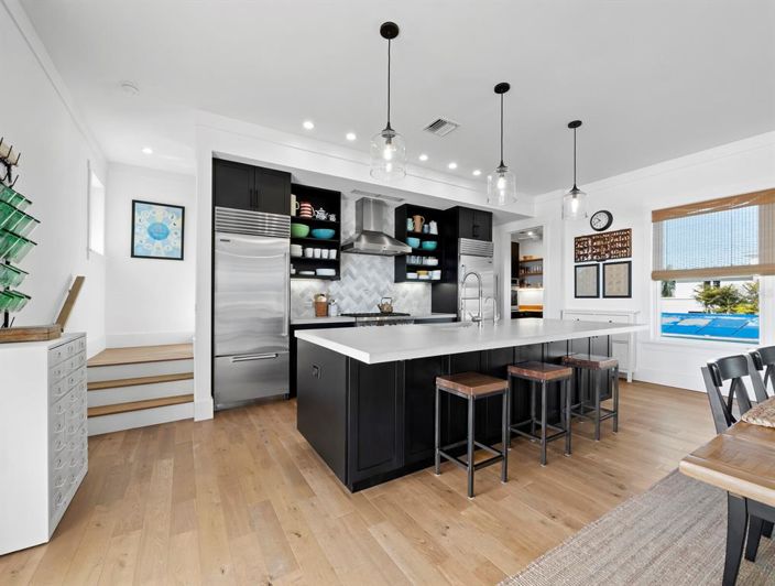 Image No.16-3 Bed Property for sale