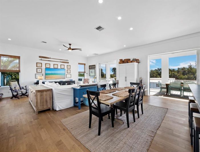 Image No.19-3 Bed Property for sale