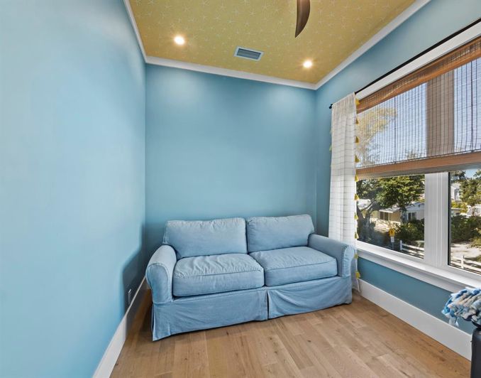 Image No.31-3 Bed Property for sale