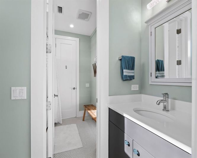 Image No.38-3 Bed Property for sale