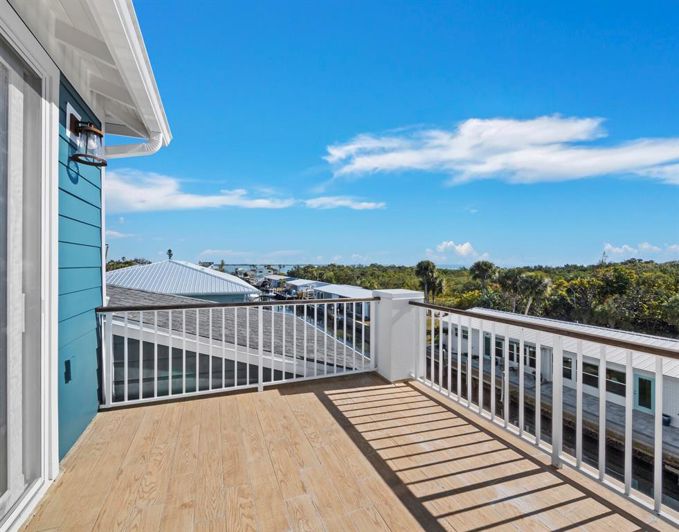 Image No.40-3 Bed Property for sale