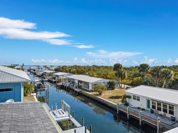 Image No.41-3 Bed Property for sale