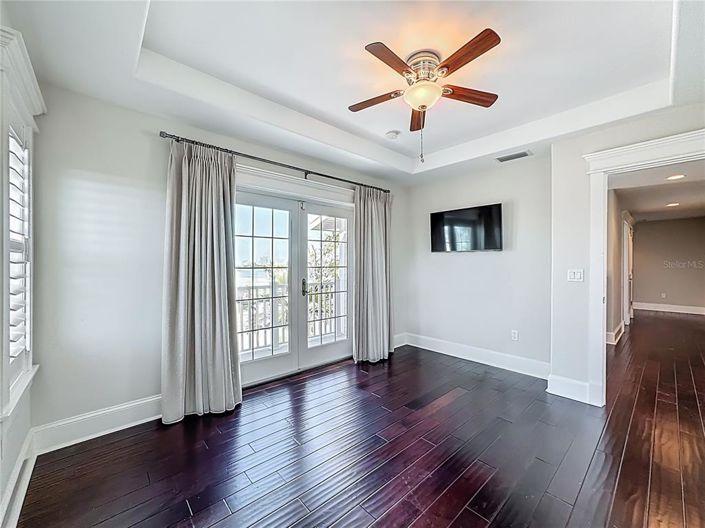 Image No.41-5 Bed Property for sale