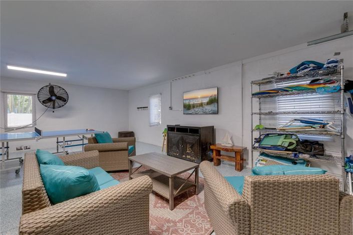 Image No.45-5 Bed Property for sale