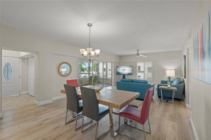 Image No.10-2 Bed Property for sale