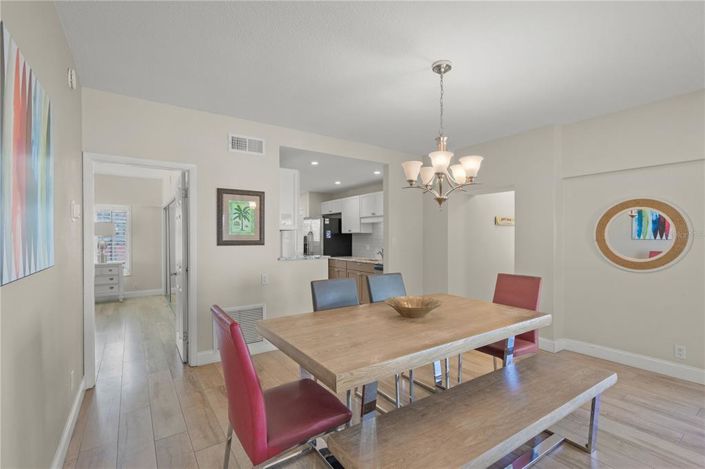 Image No.11-2 Bed Property for sale