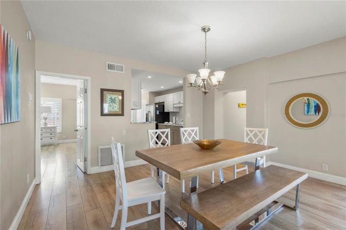 Image No.15-2 Bed Property for sale