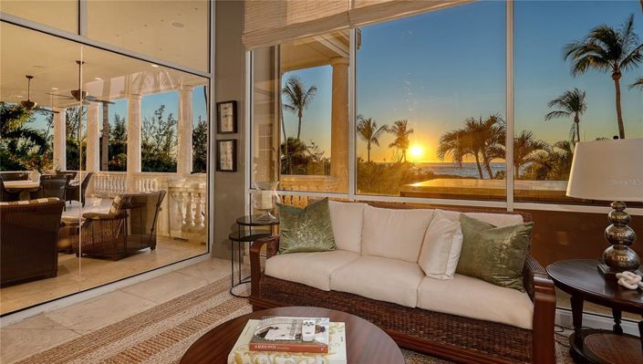 Image No.25-6 Bed Property for sale