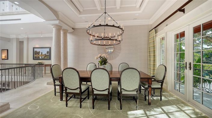 Image No.32-6 Bed Property for sale