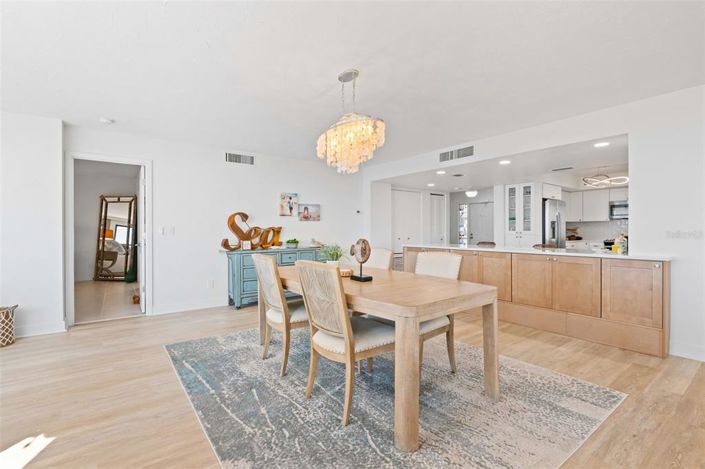 Image No.17-2 Bed Property for sale