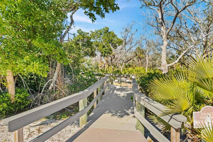 Image No.38-2 Bed Property for sale