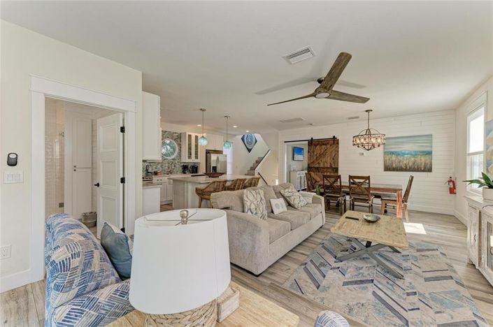 Image No.20-4 Bed Property for sale