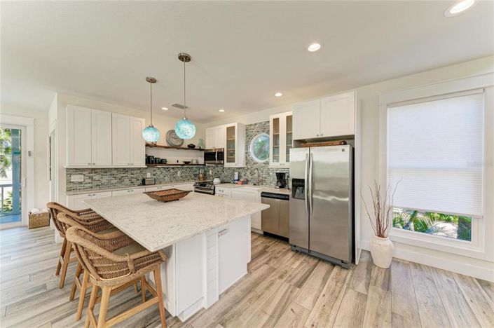 Image No.22-4 Bed Property for sale