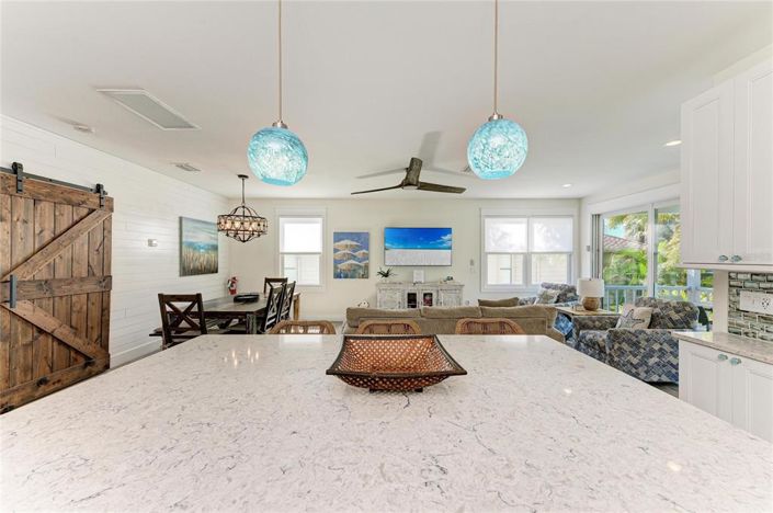 Image No.28-4 Bed Property for sale