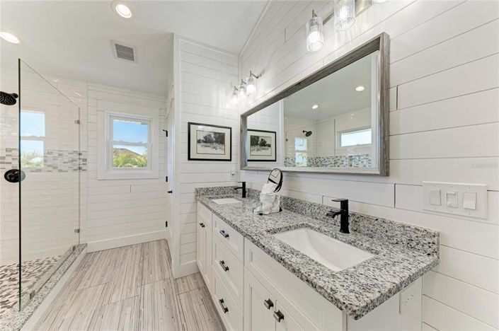 Image No.37-4 Bed Property for sale