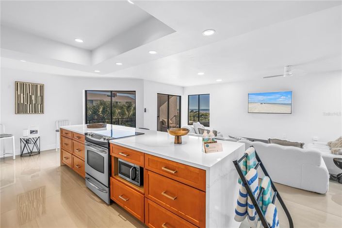 Image No.14-3 Bed Property for sale