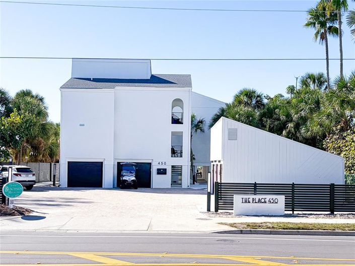 Image No.2-3 Bed Property for sale