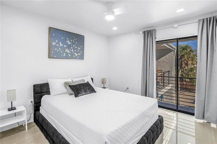 Image No.32-3 Bed Property for sale