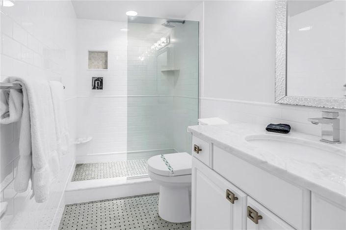 Image No.34-3 Bed Property for sale