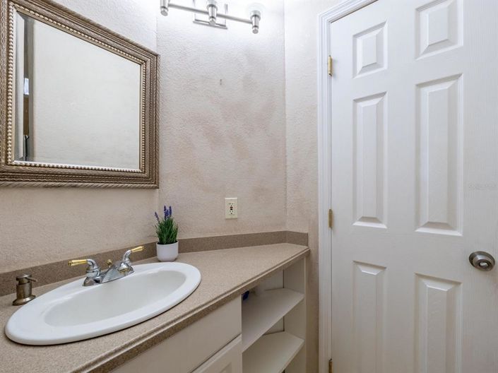 Image No.21-5 Bed Property for sale