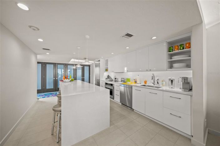 Image No.4-2 Bed Property for sale