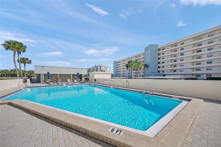 Image No.42-2 Bed Property for sale