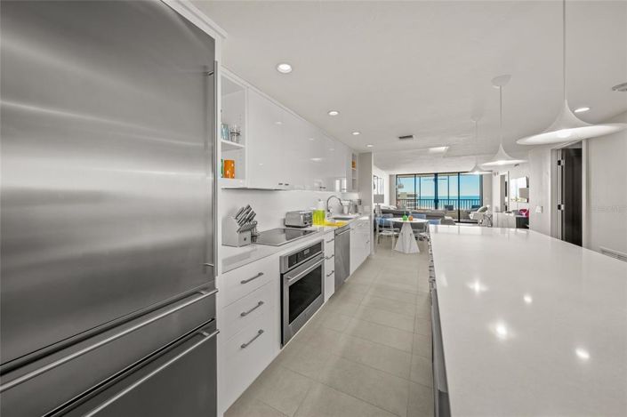 Image No.5-2 Bed Property for sale