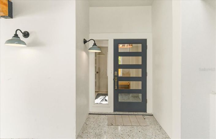 Image No.16-3 Bed Property for sale