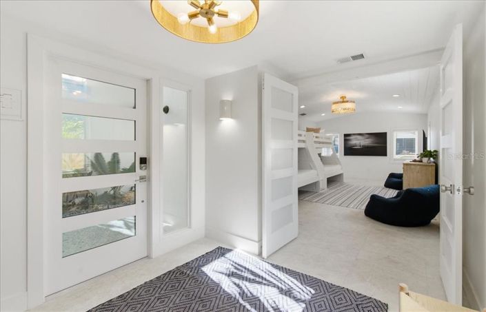 Image No.20-3 Bed Property for sale