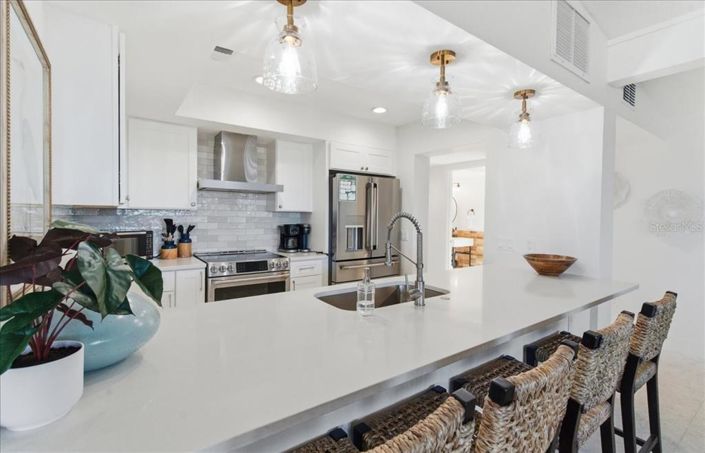 Image No.34-3 Bed Property for sale