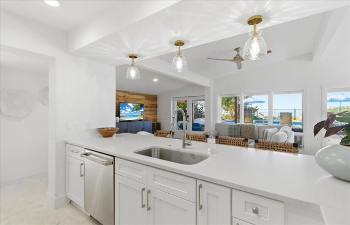 Image No.36-3 Bed Property for sale