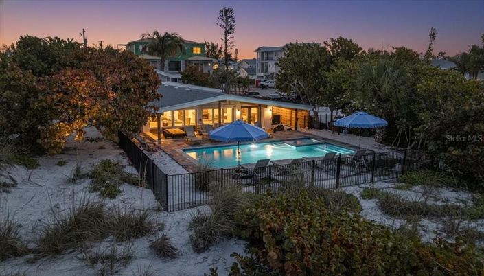 Image No.5-3 Bed Property for sale