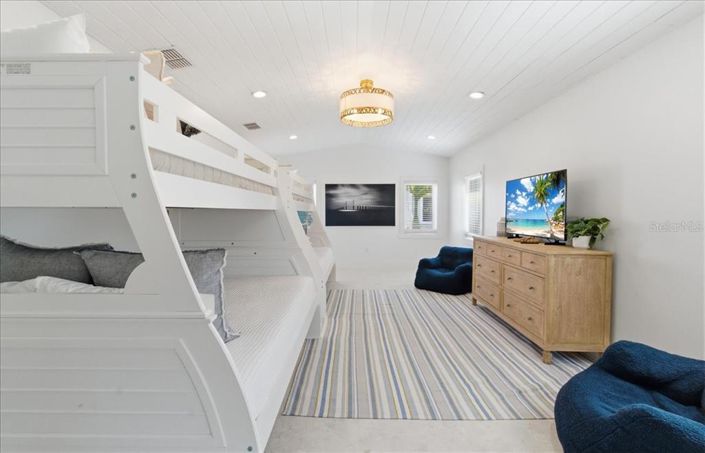 Image No.52-3 Bed Property for sale