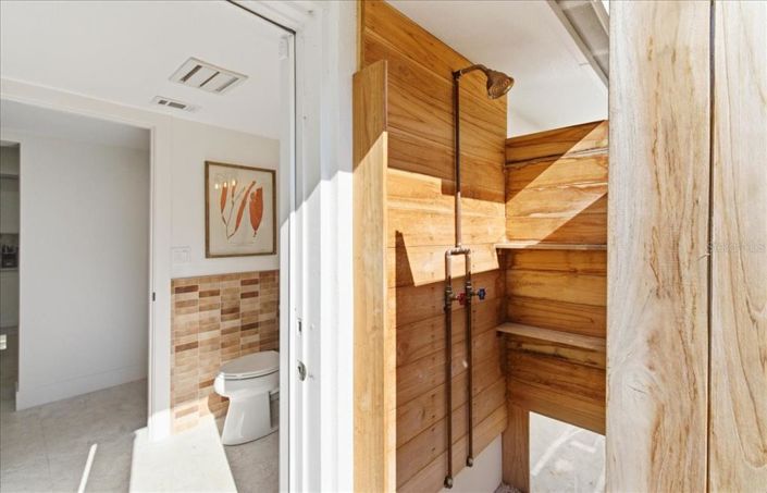 Image No.58-3 Bed Property for sale