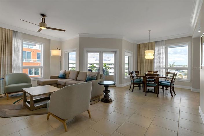 Image No.17-3 Bed Property for sale